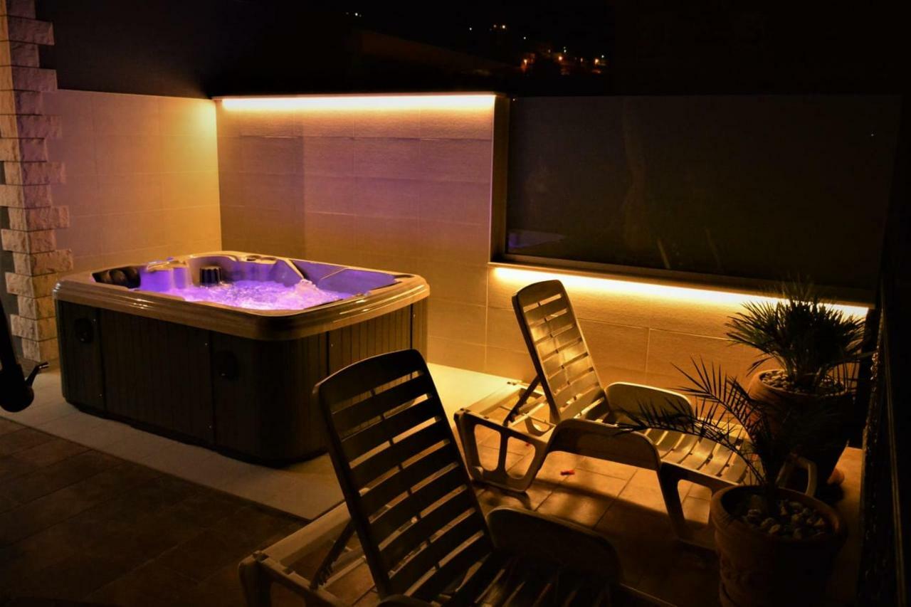 Sea View Apartments With Jaccuzzi ポドストラナ エクステリア 写真